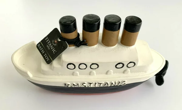 Children's Bath Toys White Star Line Titanic 1912 Pack of 2 Gift Set - Image 2